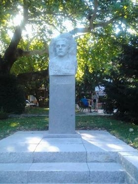 Паметник в Сандански